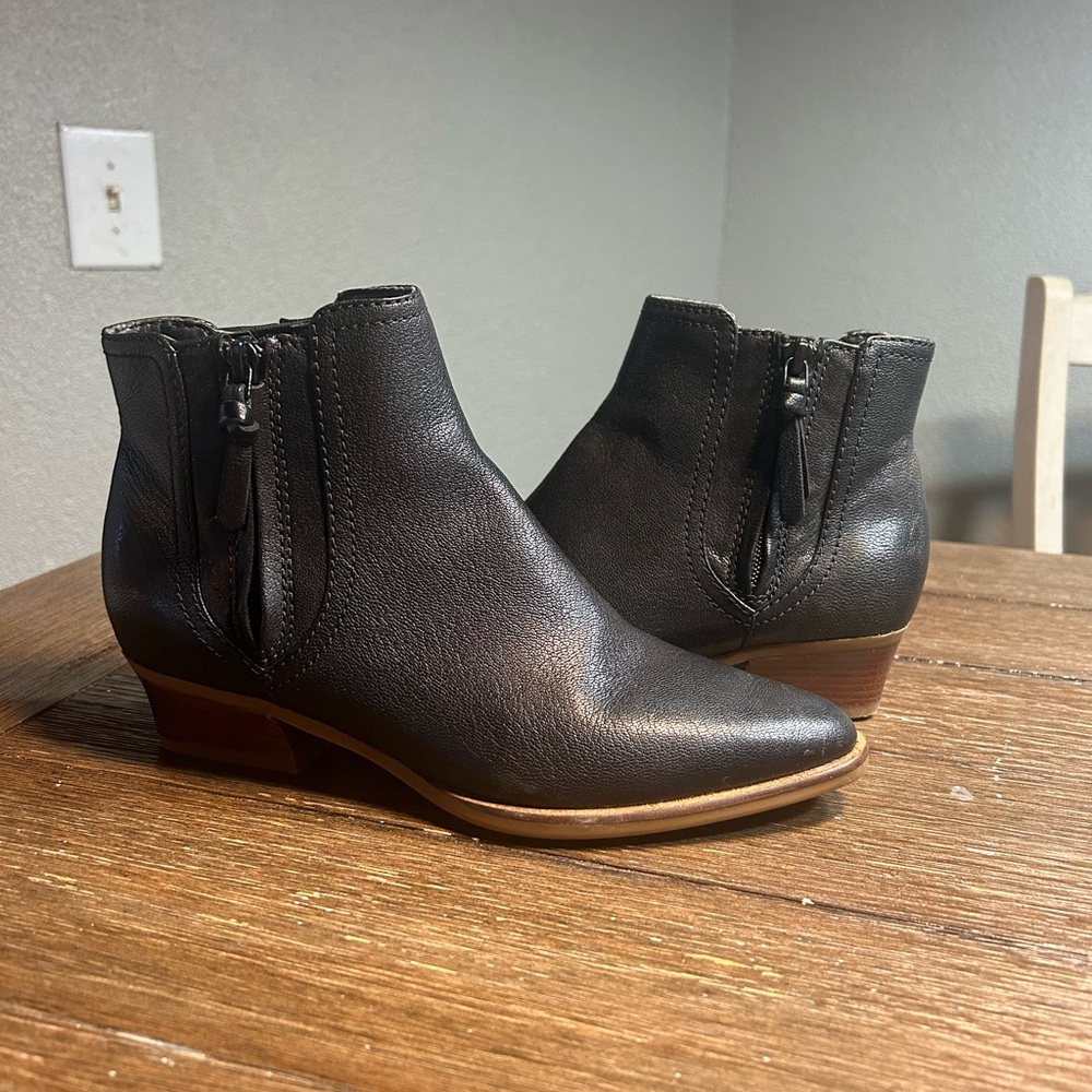 Cole Haan Hadlynn black booties size 7.5